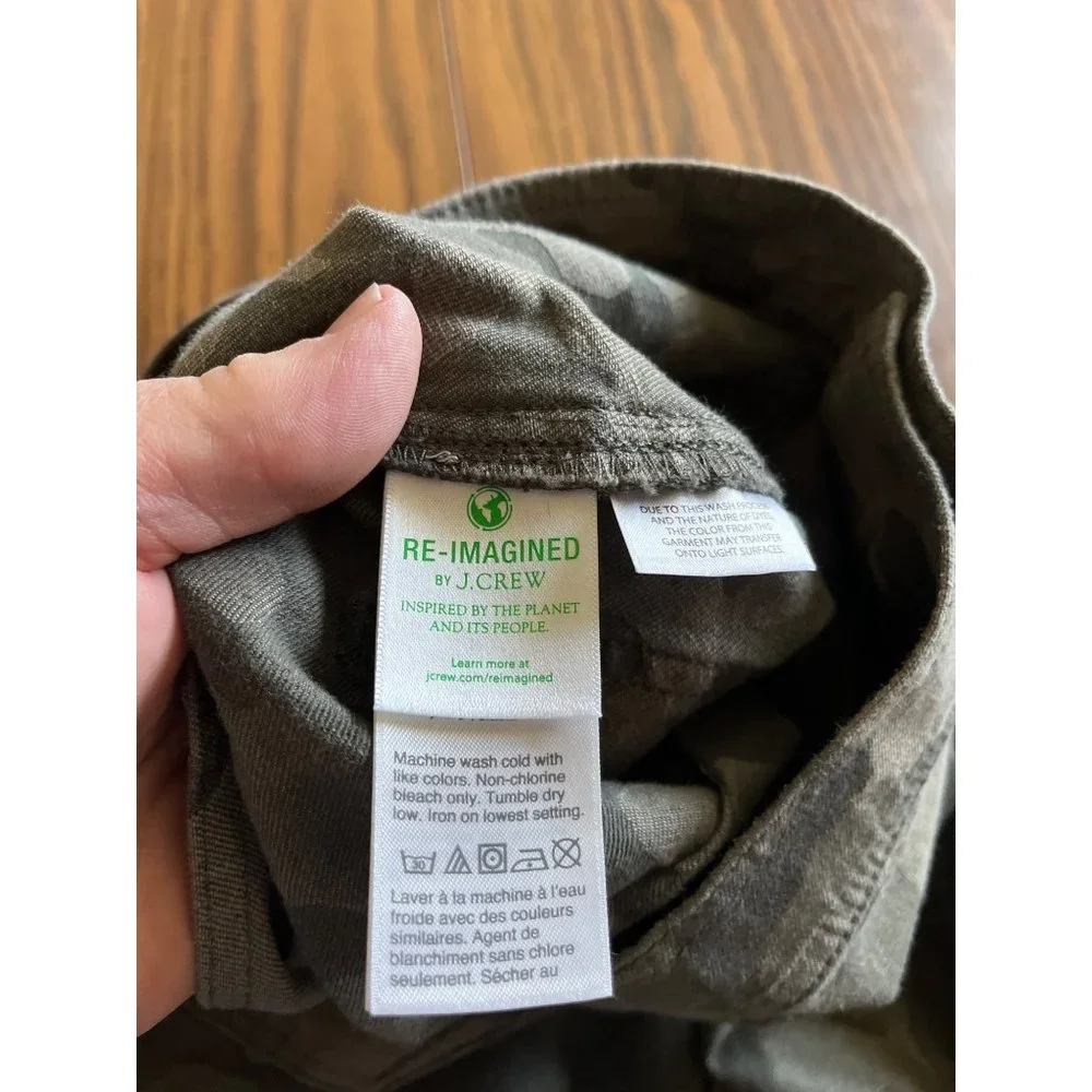 Re-Imagined by J. Crew woman’s straight leg camouflage pants size 29